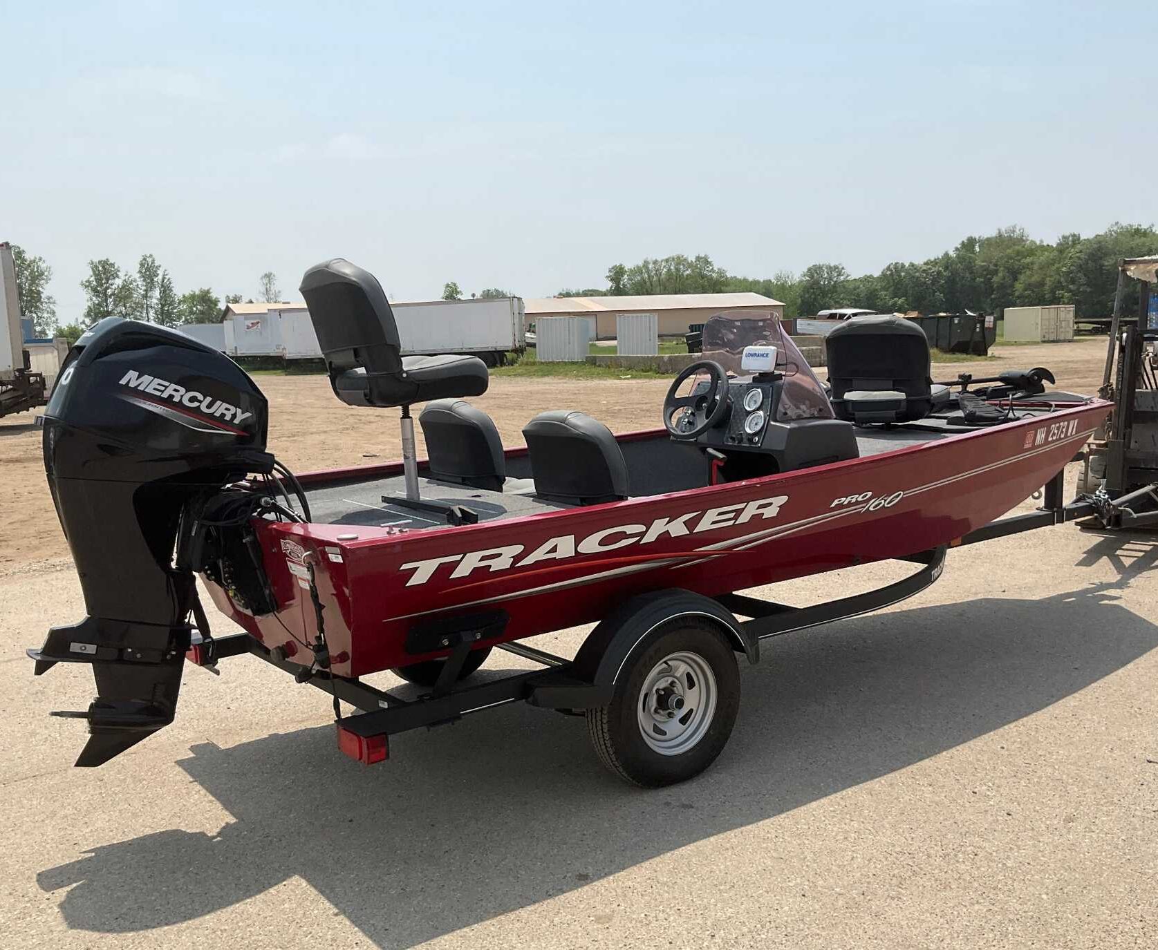 2020 Tracker Pro 160 Fishing Boat