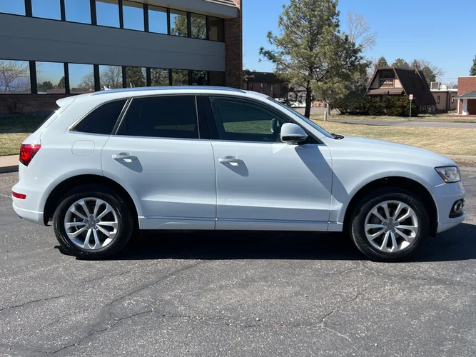 2015 Audi Q5 2.0T quattro Premium Plus