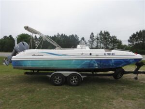 2015 Hurricane Sun Deck 231 Sport