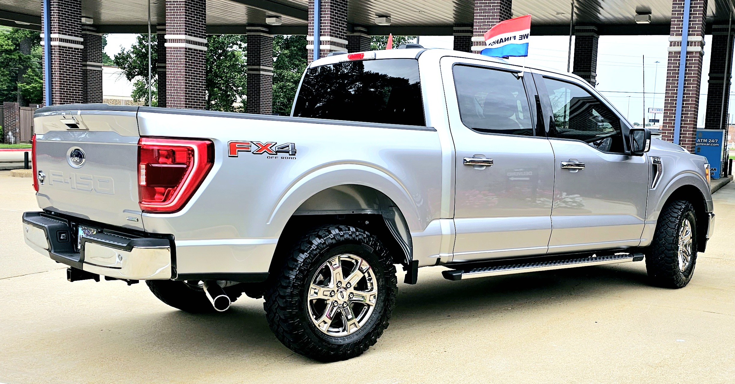 2021 FORD F-150 CREW CAB XLT FX4