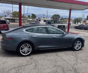 2012 Tesla Model S