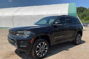 2022 Jeep Grand Cherokee Overland 4WD SUV