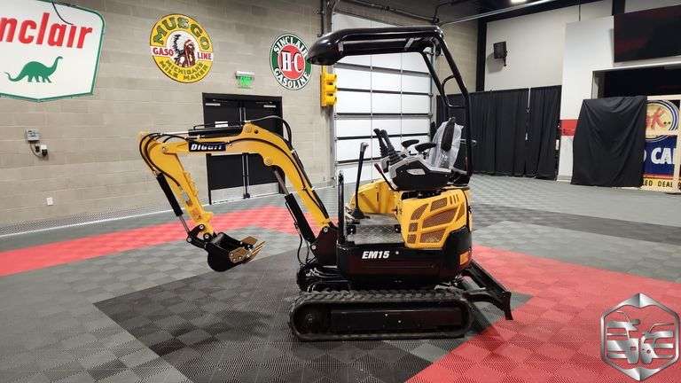 2023 Diggit Construction EM12 Mini Excavator