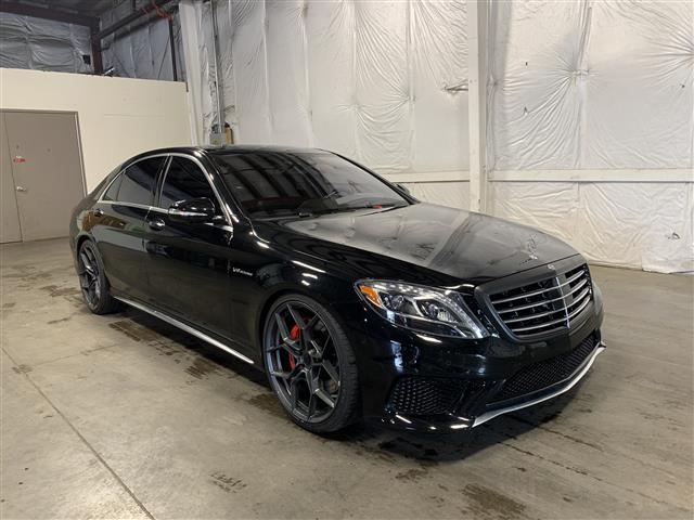 2015 Mercedes-Benz S63 AMG AWD