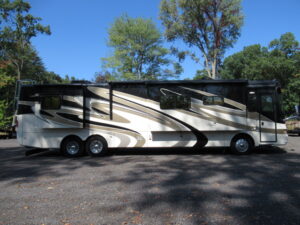2011 Holiday Rambler Endeavor 43PKQ