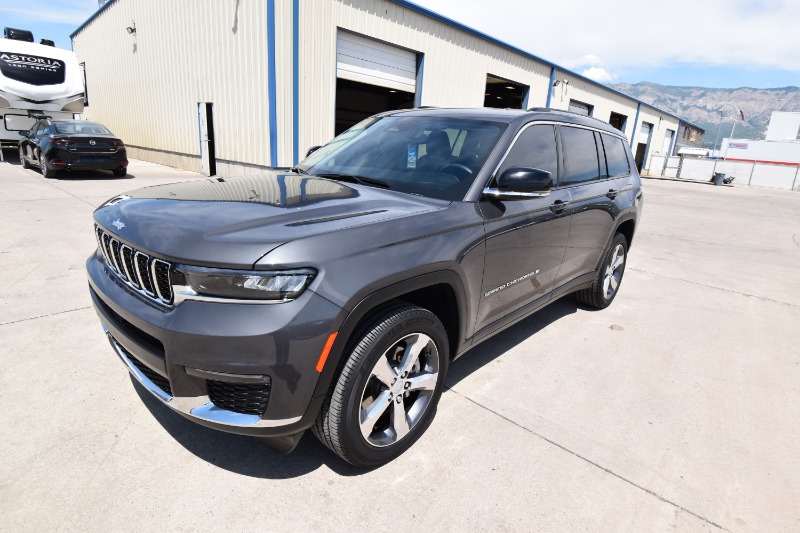 2022 Jeep Grand Cherokee L **REAR WHEEL DRIVE Limited