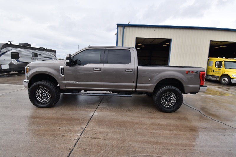 2019 Ford F-350 Super Duty Lariat