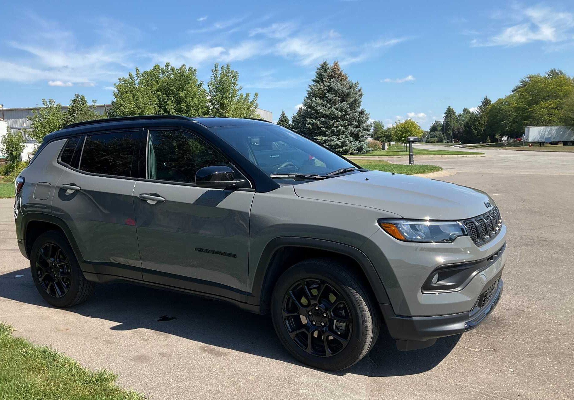 2023 Jeep Compass Latitude SUV