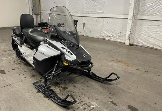 2022 Ski-Doo Grand Touring Sport 900 ACE