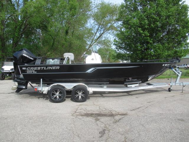 2019 Crestliner 2200 Bay Platinum Edition