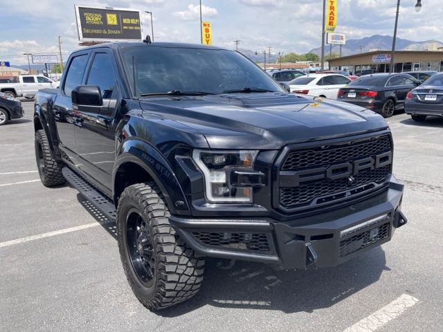 2019 Ford F-150 Raptor 4-Door Truck