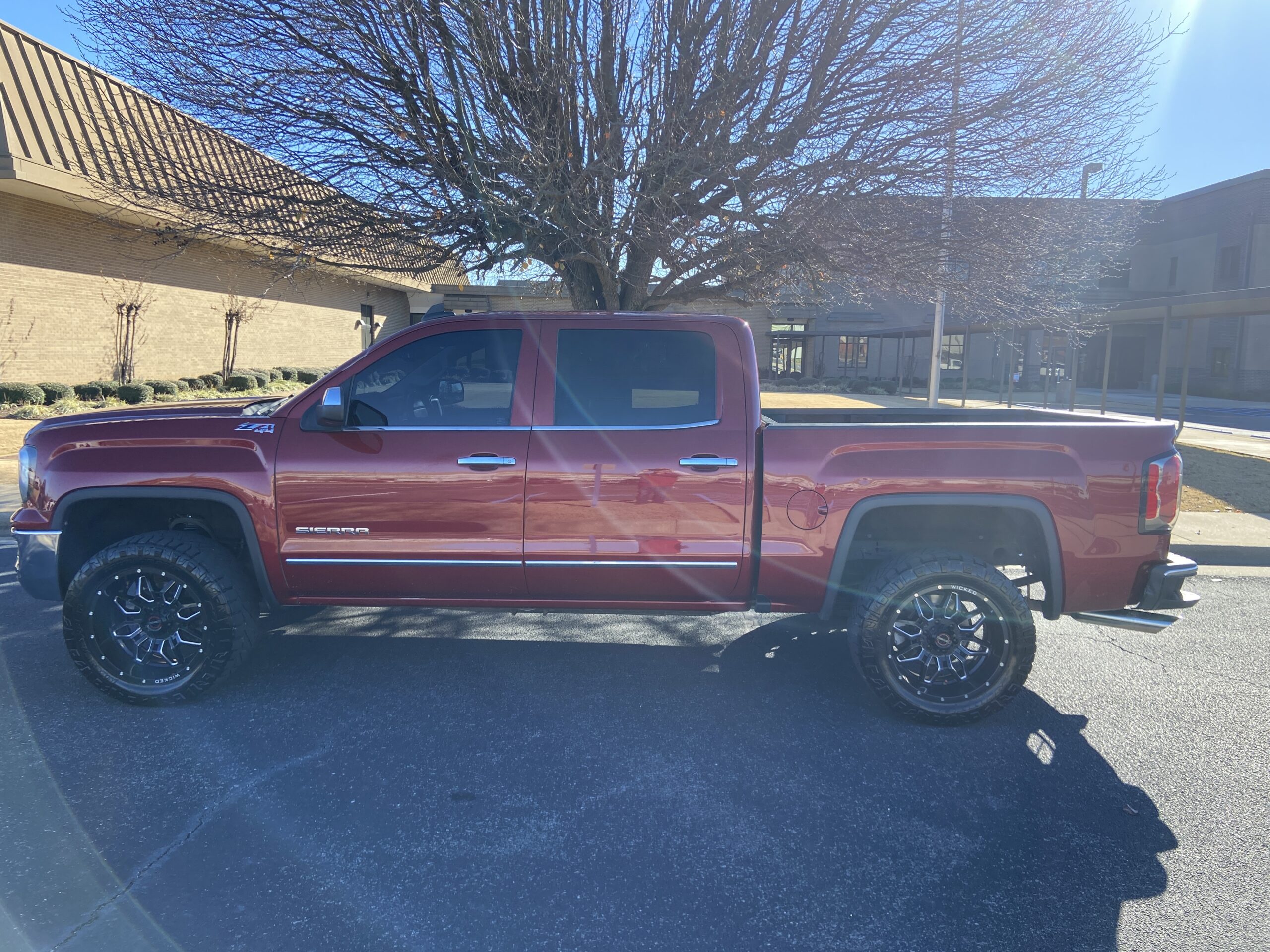 2018 GMC Sierra 1500 SLT