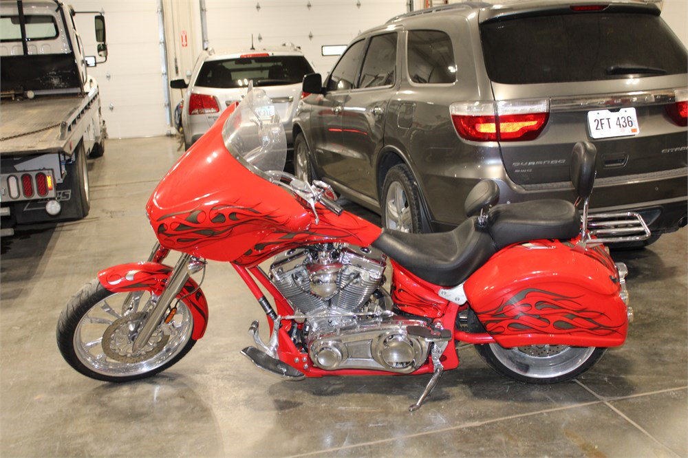 2010 BIG DOG BULLDOG