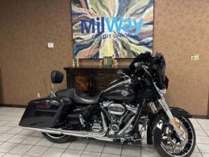 2021 Harley Davidson FLHXS Street Glide