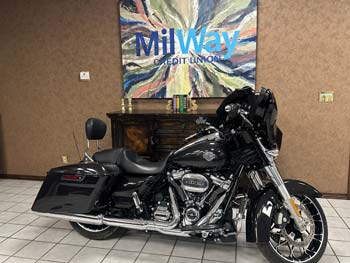 2021 Harley Davidson FLHXS Street Glide