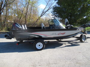 2018 Alumacraft Competitor 165