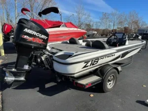 2016 Tracker Marine Nitro Z18