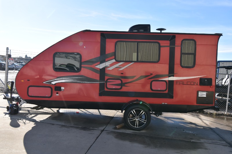 2018 TRAVEL LITE FALCON F-22 RK -22′ M