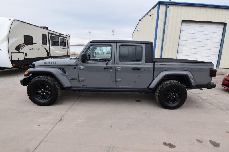 2021 Jeep Gladiator Willys