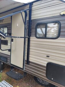 2017 Forrest River Wolf Pup