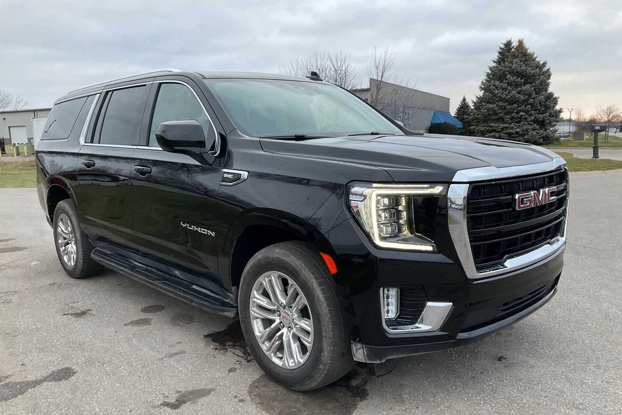2022 GMC Yukon XL SLE 4WD