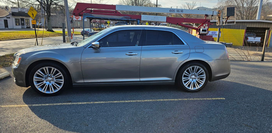 2014 Chrysler 300 Sedan 4d 300C