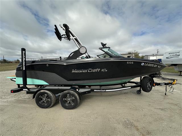 2022 Mastercraft NXT 20