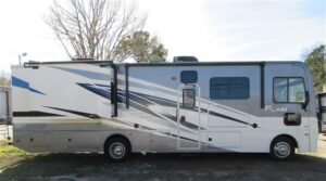 2021 Fleetwood Flair 32S