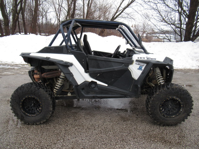 2017 polaris rzr xp 4 1000 weight