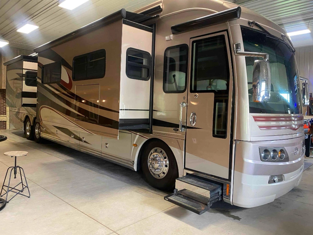 2011 American Eagle RV