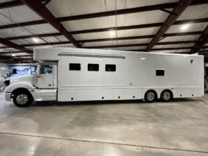 2007 Freightliner Columbia Showhauler