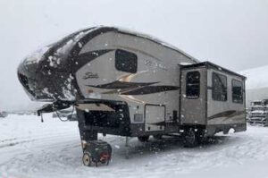 2014 Shasta Phoenix 27RL Fifth Wheel