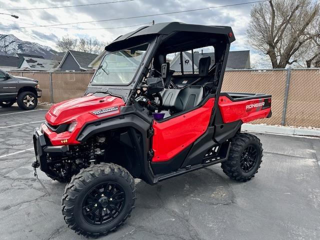 2022 Honda Pioneer 1000 Deluxe