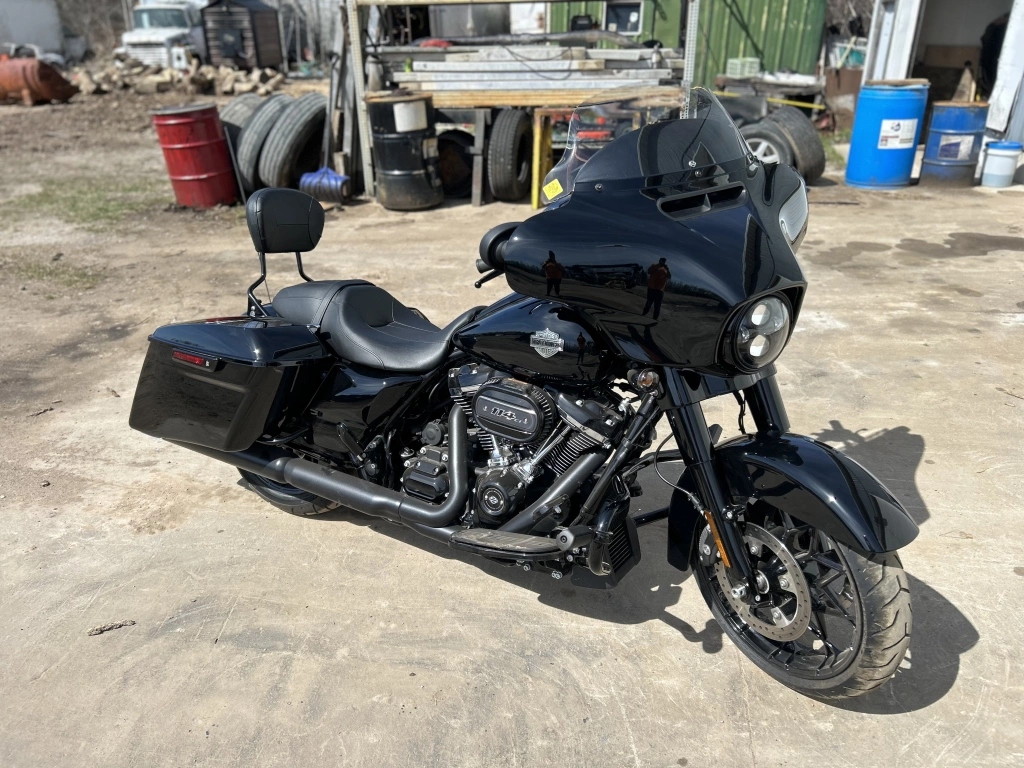 2022 Harley Davidson Streetglide Motorcycle