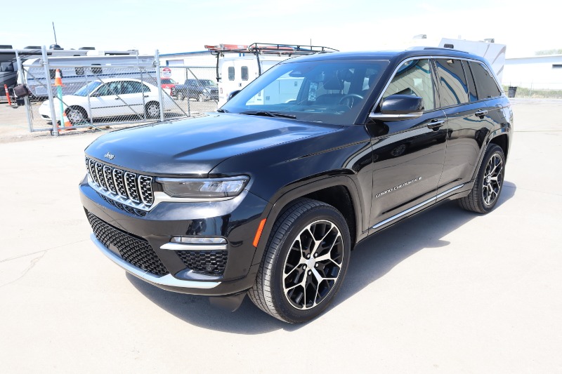 2022 Jeep Grand Cherokee Summit Reserve