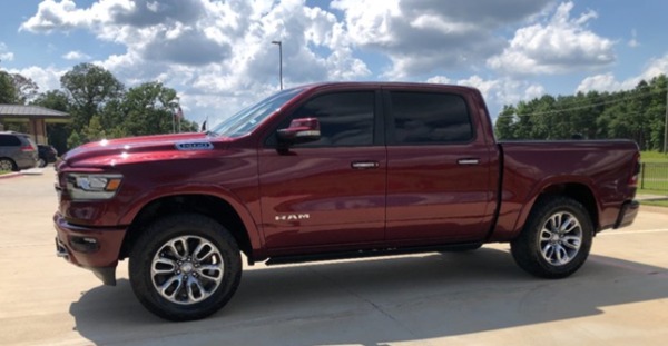 2022 Ram 1500 Crew Cab Laramie  eTorque 4WD/5.7L/V8 Hybrid