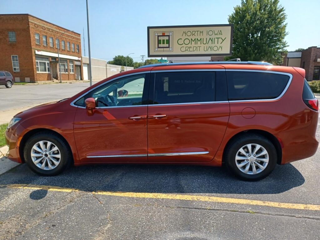 2018 Chrysler Pacifica Touring L Plus