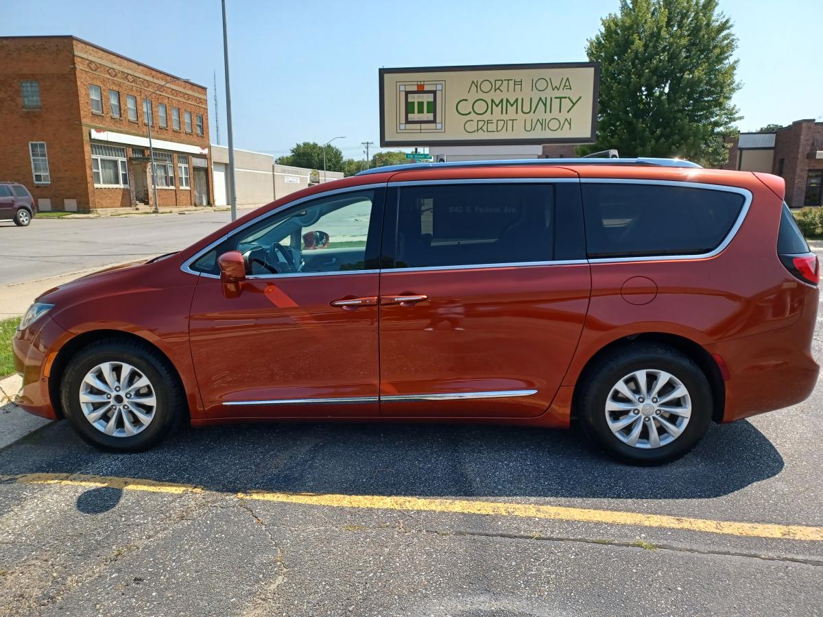 2018 Chrysler Pacifica Touring L Plus