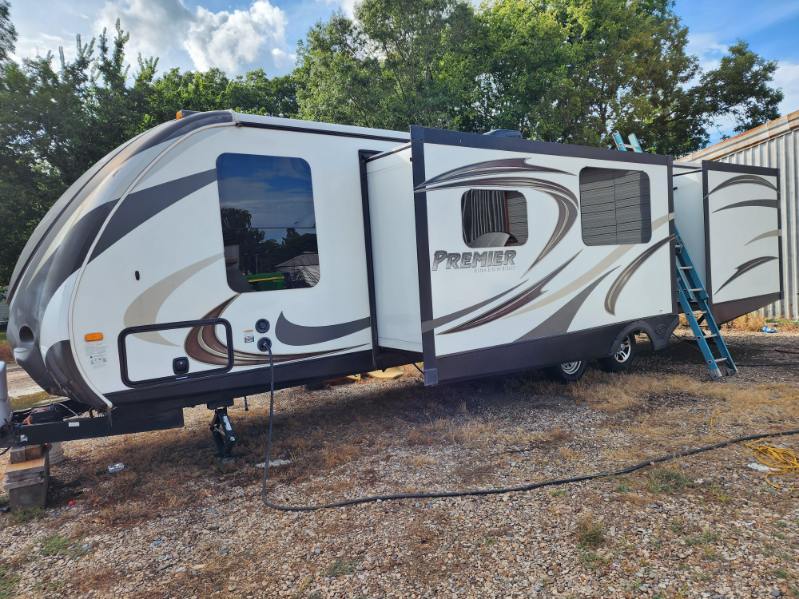 2015 KEYSTONE M31-BHPR Camper