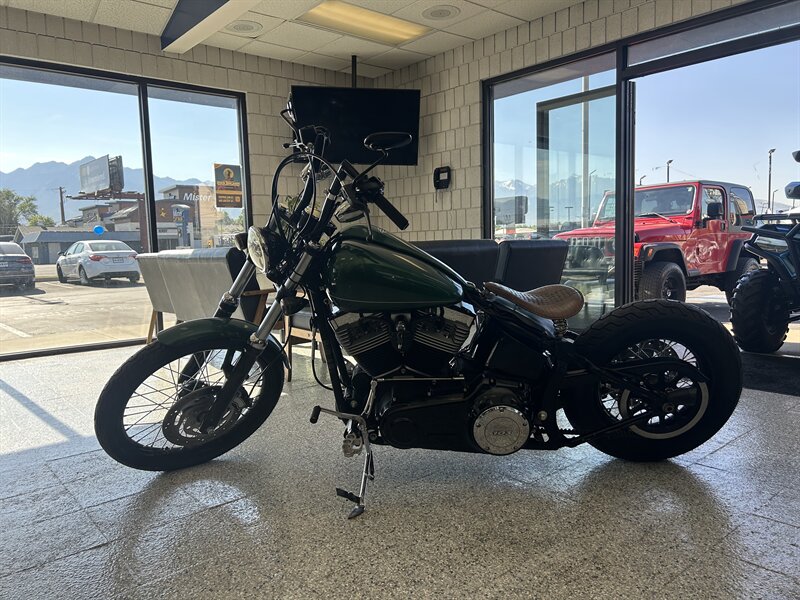 2012 HARLEY DAVIDSON BLACKLINE
