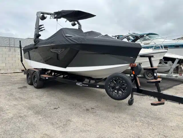 2023 Nautique Super Air S21