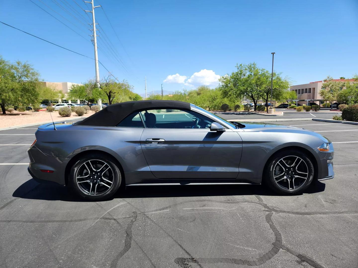 2023 FORD MUSTANG