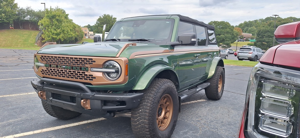 2022 Ford Bronco Badlands 4WD