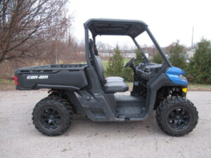2021 Can-Am Defender HD8