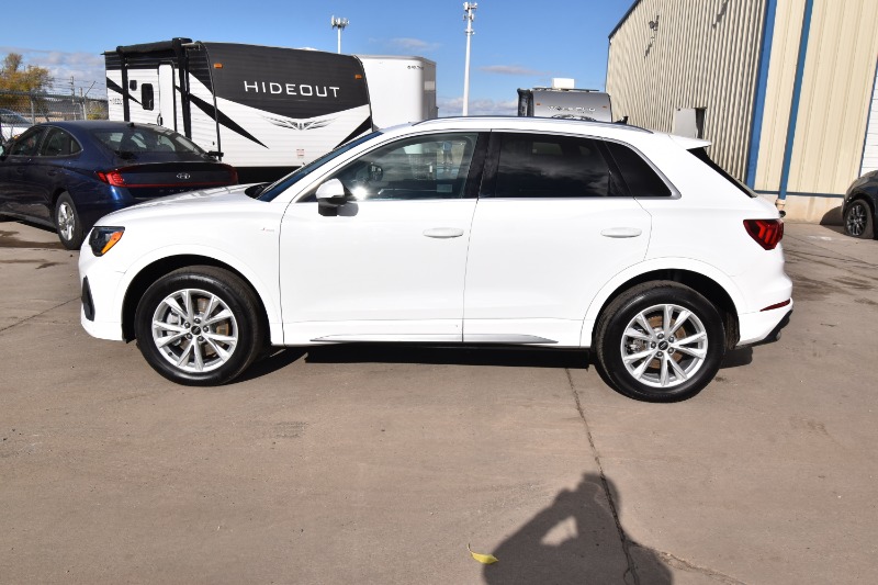 2022 Audi Q3 quattro S line Premium 45 TFSI