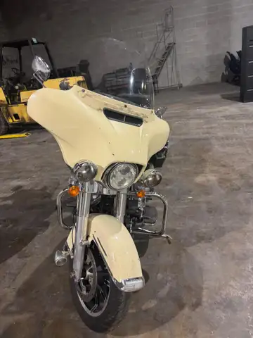 2015 Harley Davidson FLHTP MOTORCYCLE