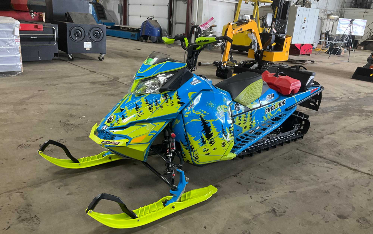 2017 Ski-Doo Freeride 154 Snowmobile