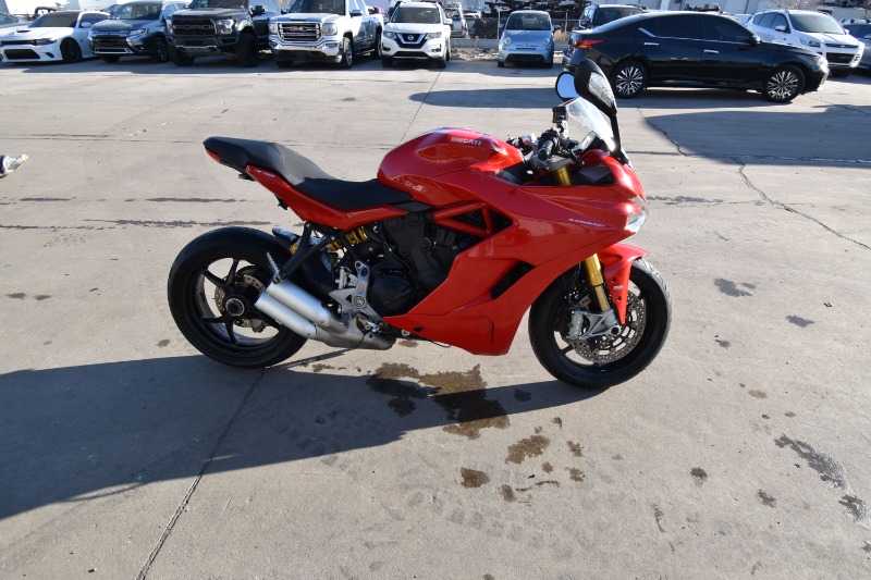 2018 Ducati SuperSport Base