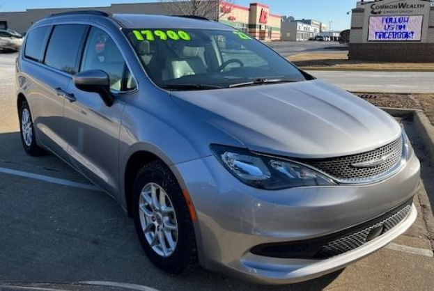 2021 Chrysler Voyager