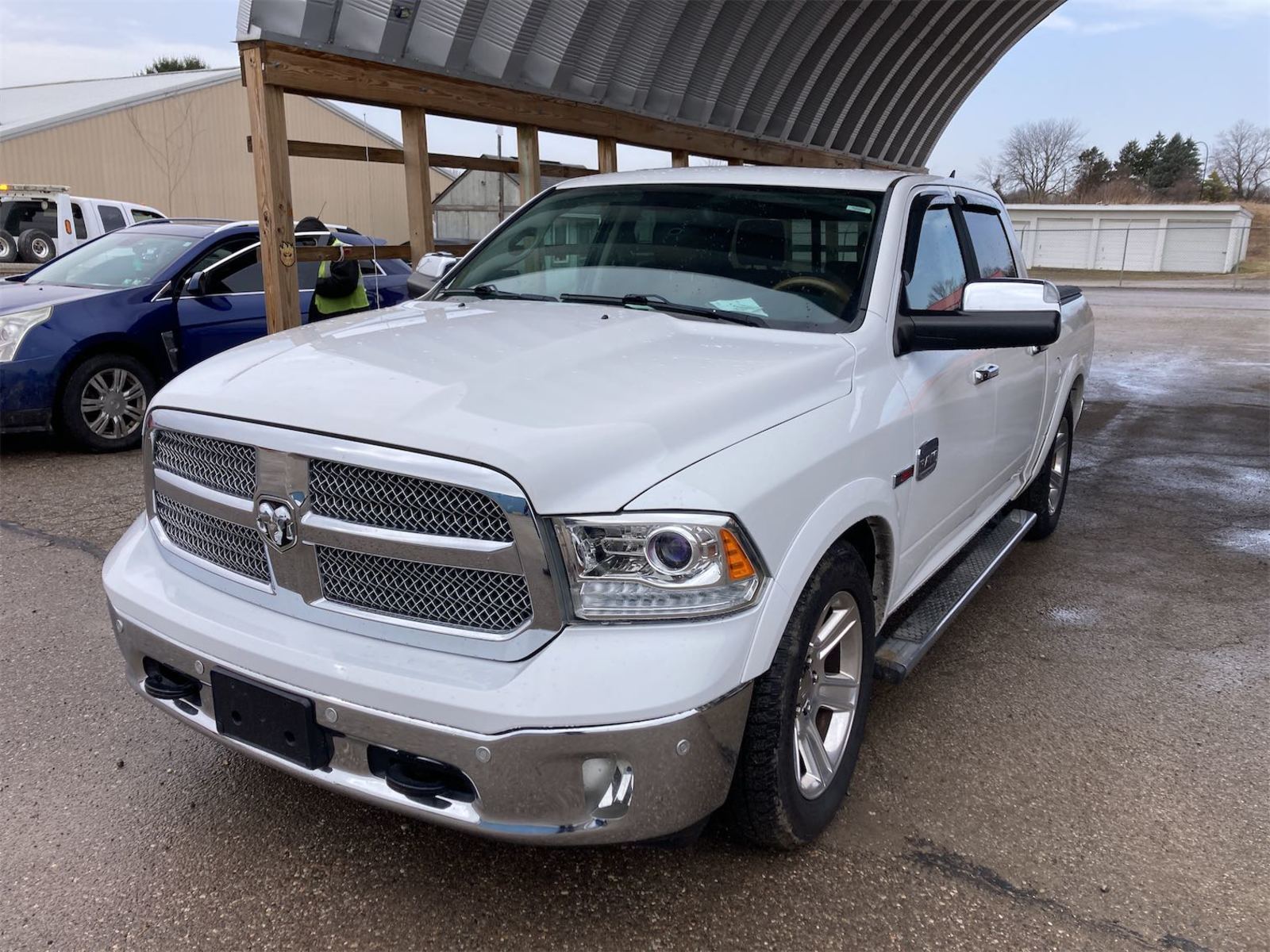 2015 Ram 1500 Laramie Longhorn 4WD Crew Cab 3.0 6cyl. Diesel